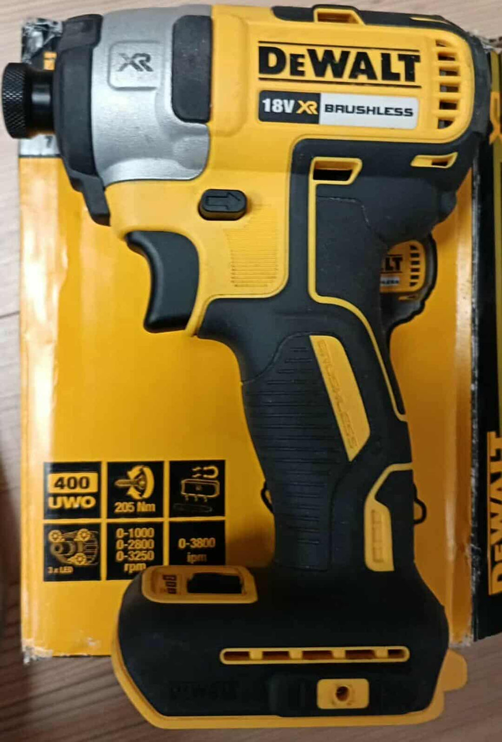 18V Akku Schlagschrauber 1/4" Innensechskant Solo (DeWALT DCF887N-XJ) B-WARE