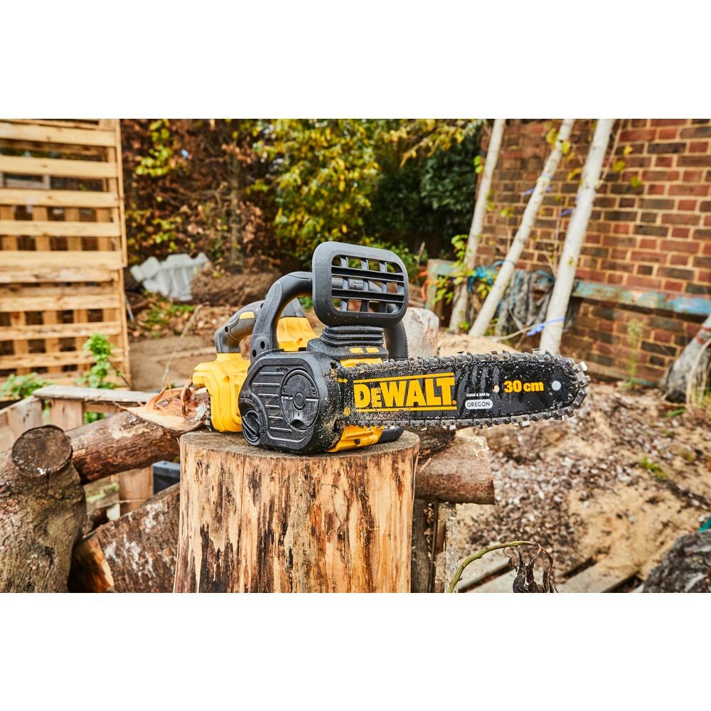 18V Bürstenloser Akku-Kettensäge 30cm mit 5Ah&Ladegerät (DeWALT DCM565P1-QW)