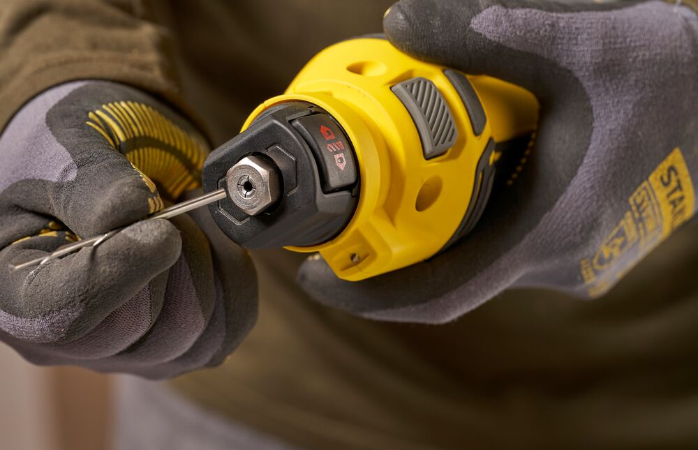 18V Akku-Trockenbaufräse V20, ohne Akku und Ladegerät (STANLEY SFMCE200B-XJ)