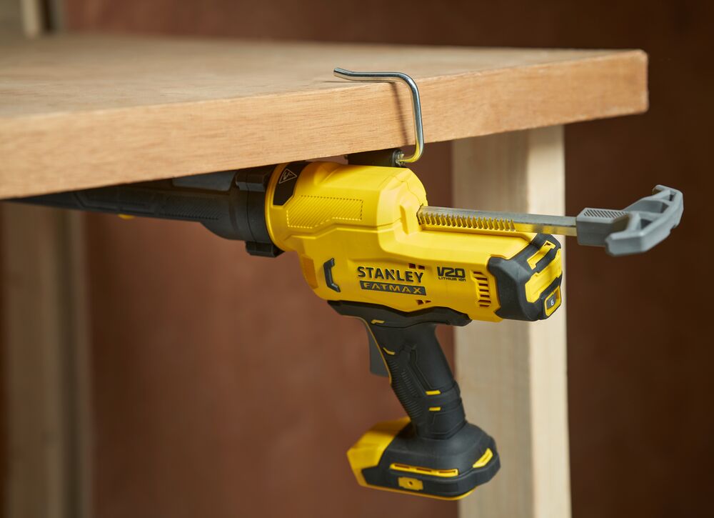 18V Akku-Kartuschenpistole V20, ohne Akku und Ladegerät (STANLEY SFMCE600B-XJ)