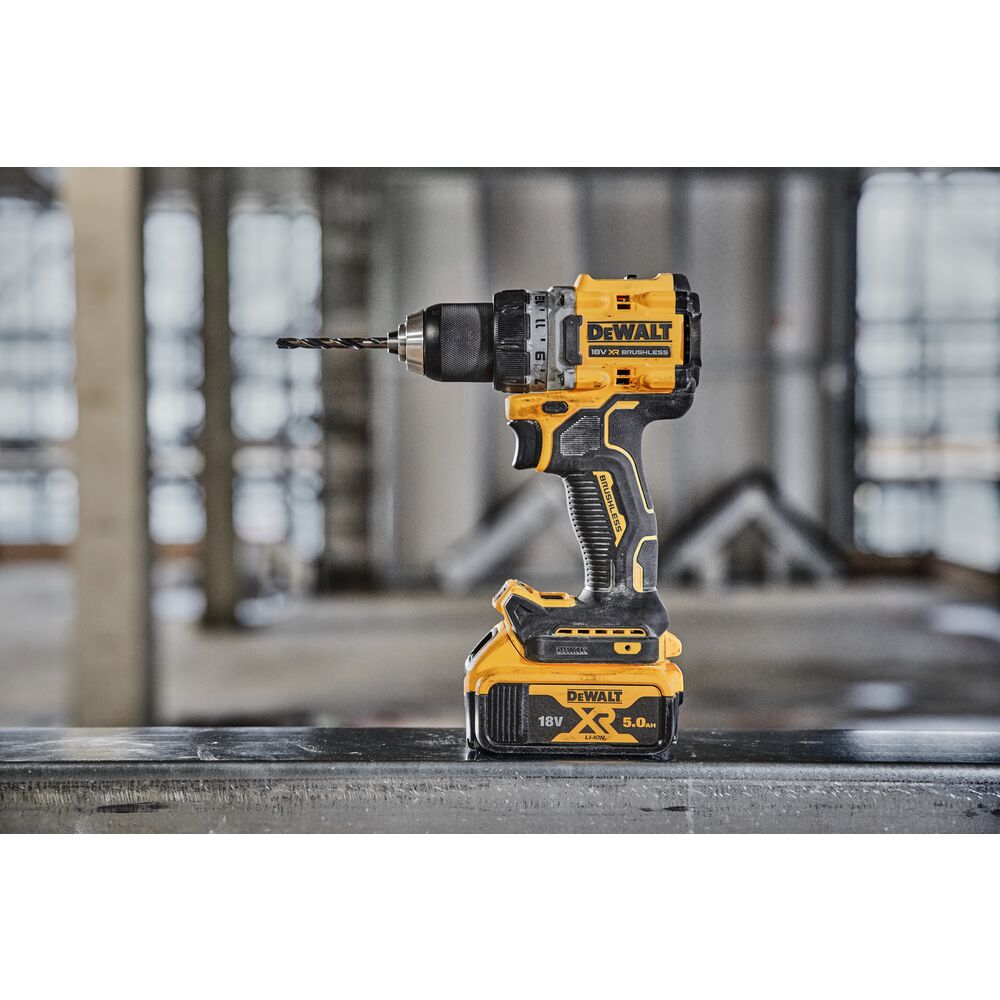 18V/2x5Ah Akku-Bohrschrauber, 90Nm TSTAK+Ladegerät (DeWALT DCD800P2T-QW)