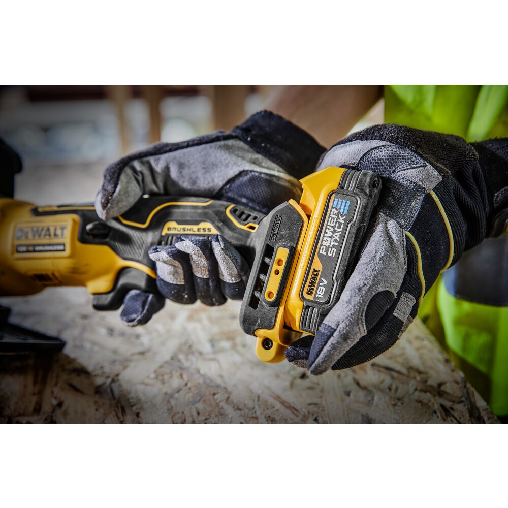 18V/1.7Ah Akku Handkreissäge 115mm TSTAK-Box (DeWALT DCS571E1T-XJ)